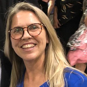 Meet your Posher, Julie